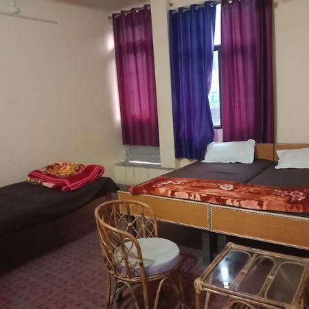 Anna Hostel Tapovan Rishīkesh Eksteriør bilde