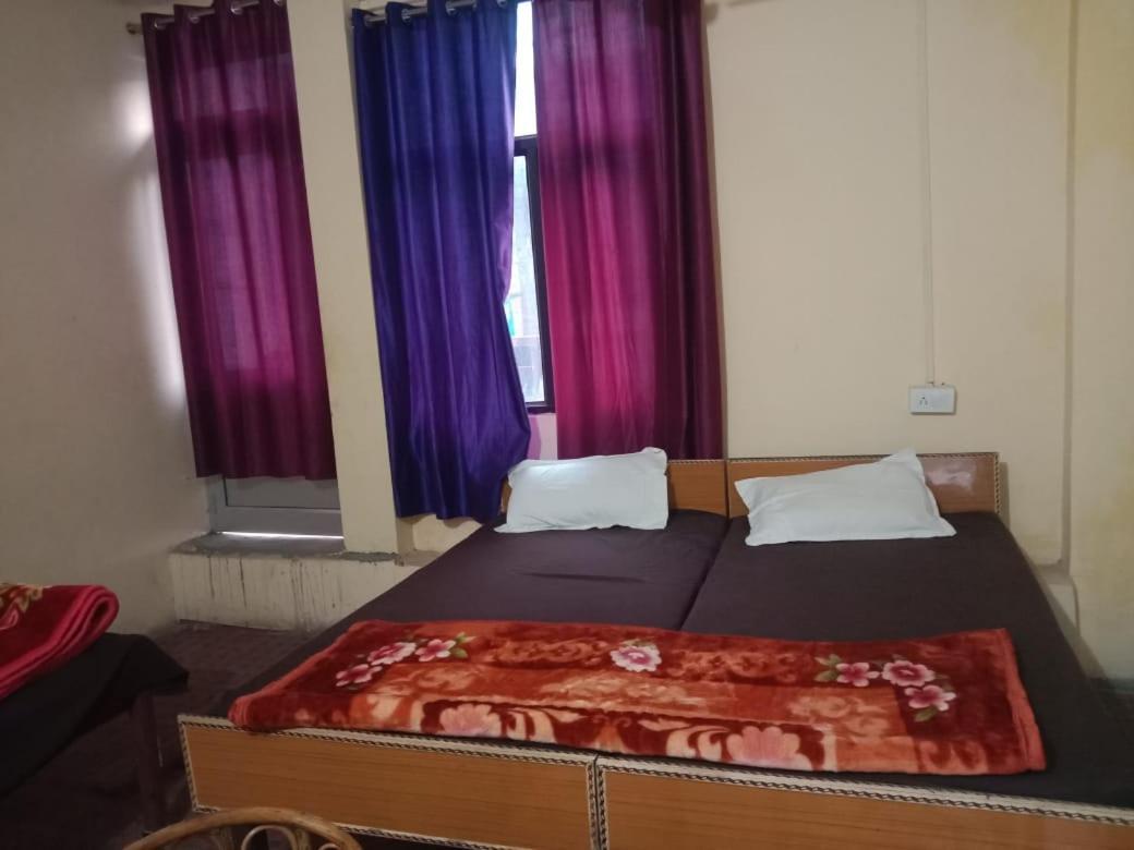 Anna Hostel Tapovan Rishīkesh Eksteriør bilde