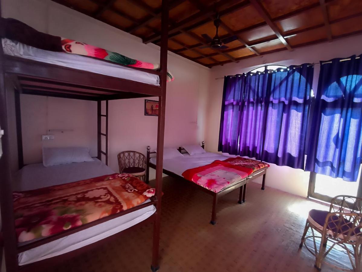 Anna Hostel Tapovan Rishīkesh Eksteriør bilde